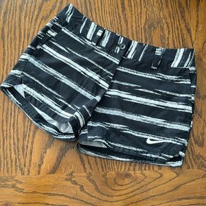 Nike Golf Tour Performance shorts SIZE 6